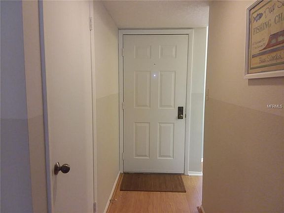 5th image of 1324 Pasadena Ave S APT 403