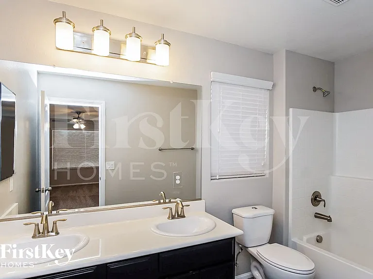 11277 Tuckermuck Bay Ct — Photo 13