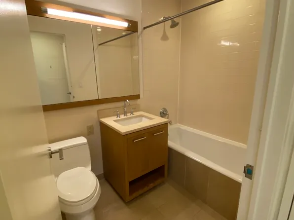 400 West 63rd Street image 8 of 13