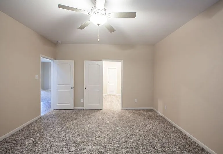 1917 Dahlia Way — Photo 20