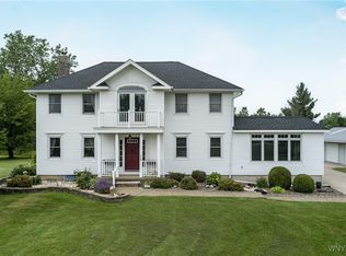 12440 Meahl Rd, Akron, NY 14001