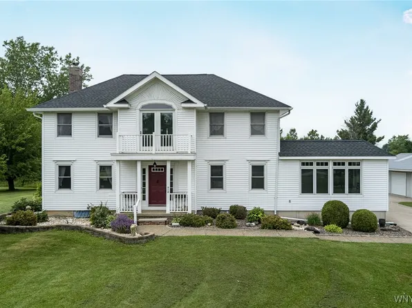 12440 Meahl Rd, Akron, NY 14001