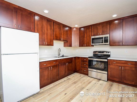 2nd image of 649 Kirkland Dr APT 5