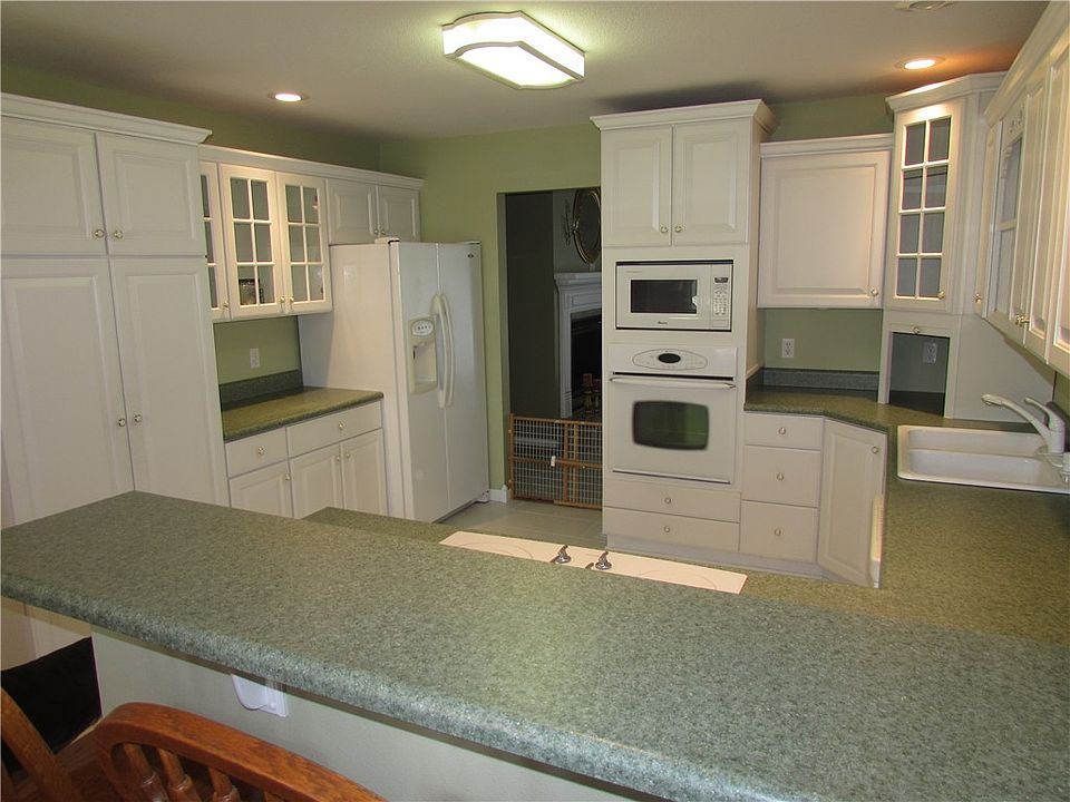 103 7th St, Bussey, IA 50044 Zillow