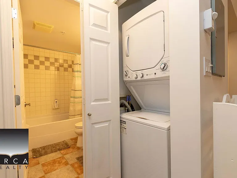 63 Keefer Pl #2006 — Photo 10