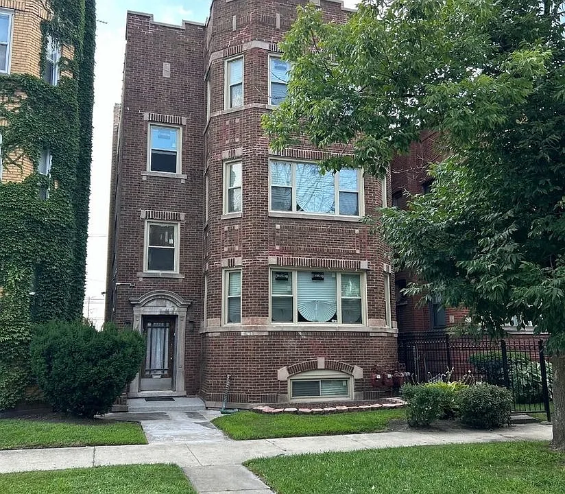 7730 S Cornell Ave #2