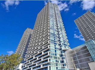 950 Portage Pkwy S #5607, Vaughan, ON L4K 0J7