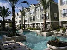2 bed, 2.5 bath, 1357 sqft, $1,950 — Photo 2
