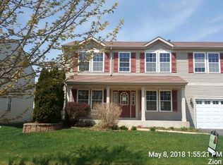 3914 Foxglove Dr, Zion, IL 60099