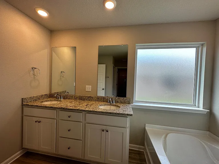 2551 Arbordale Loop — Photo 12