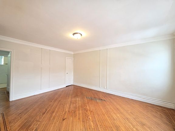 2nd image of 2055 Coyle St #1