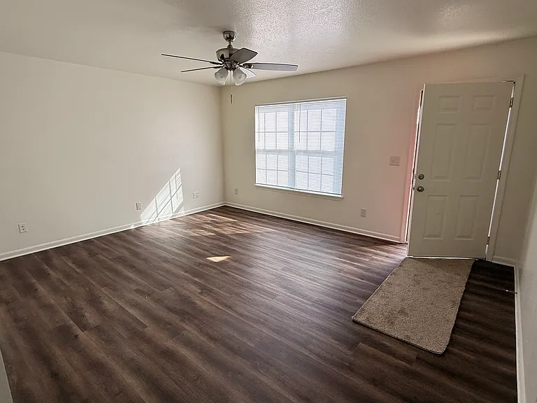 124 SE 1171st Rd #1 — Photo 3