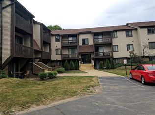 27453 Westown Blvd APT 1910, Westlake, OH 44145