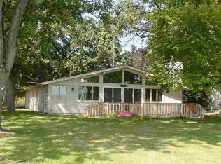 2664 Vineyard Ln, Brooklyn, MI 49230