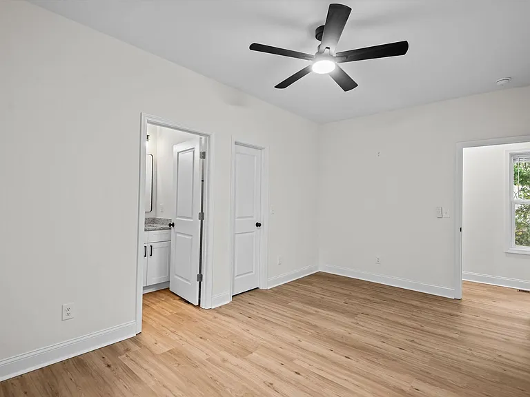 1318 House St — Photo 13