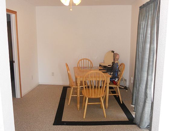 5th image of 111 Marie Ave