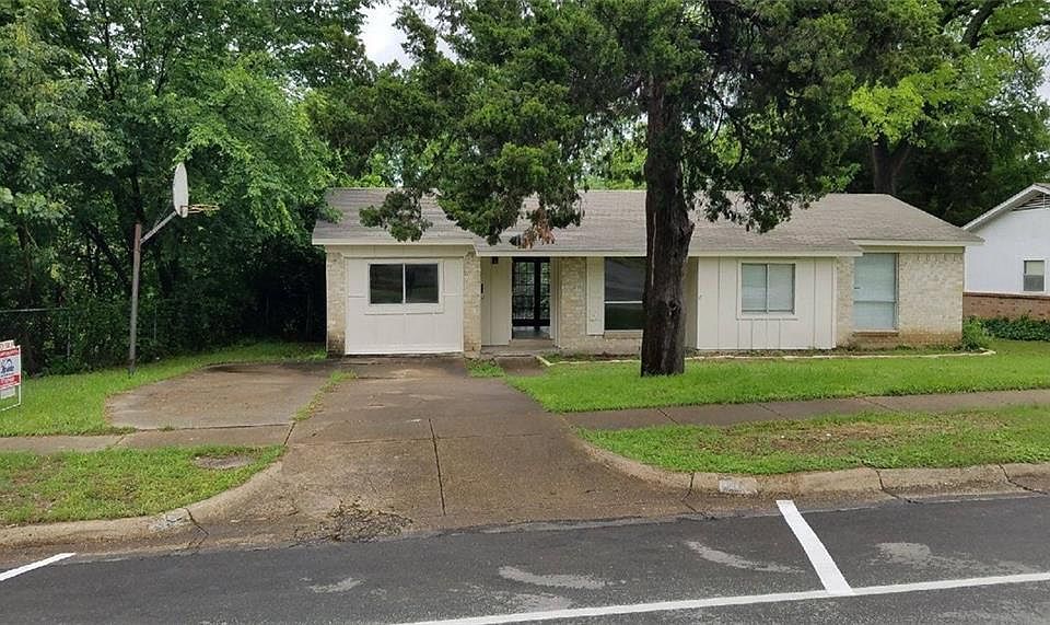 1st image of 302 Oriole Blvd