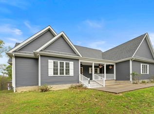 908 Deer Lick Branch Rd, Louisa, KY 41230
