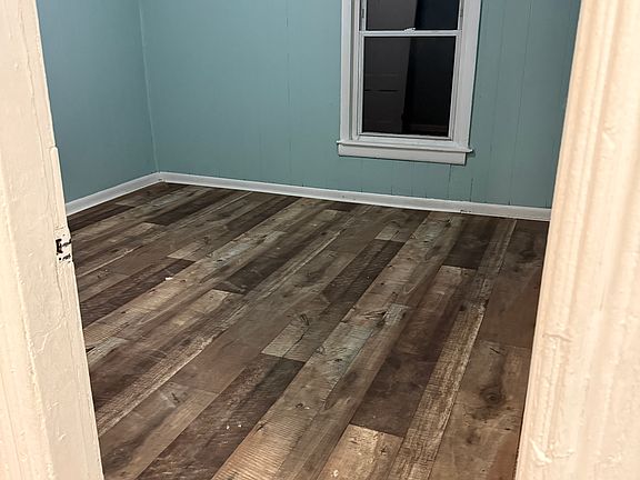 4th image of 34 Concannon St Floor 3