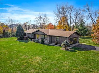 3909 Cherry Valley Rd, Woodstock, IL 60098
