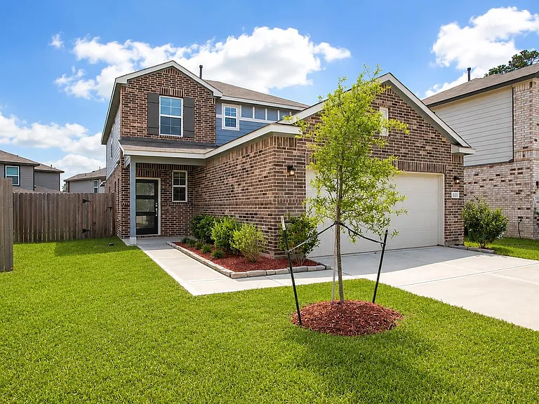 8131 Arrowroot Ln — Photo 2