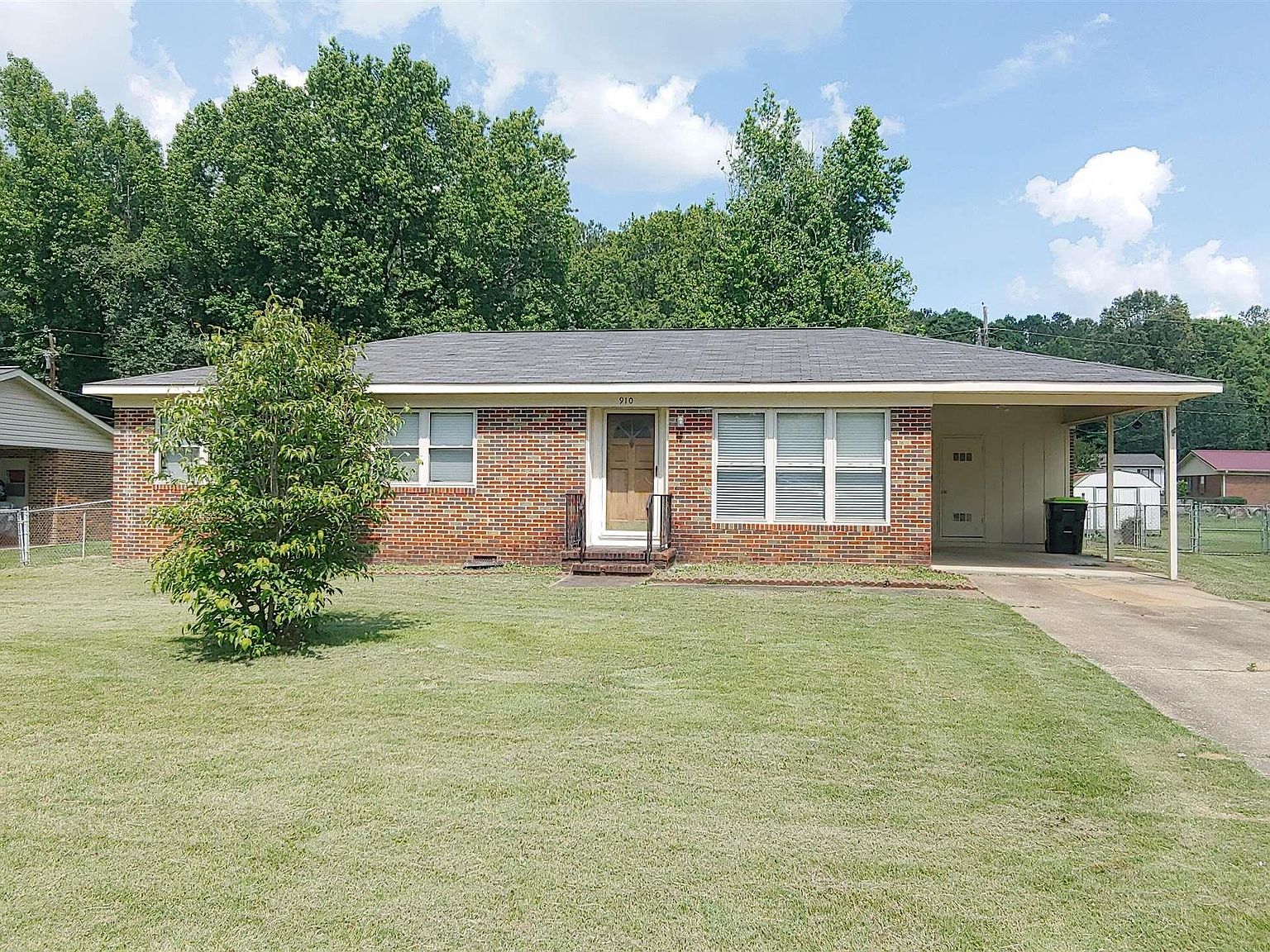 910 Clement Dr, Sylacauga, AL 35151 Zillow