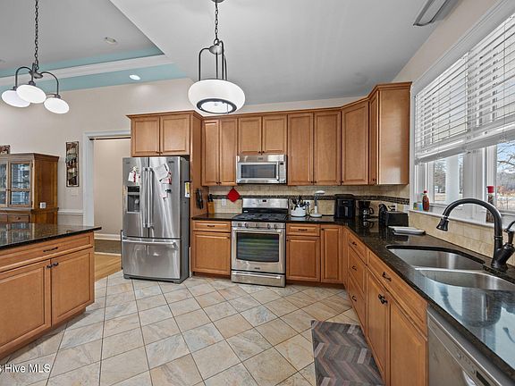 4th image of 149 Lake Wood Drive