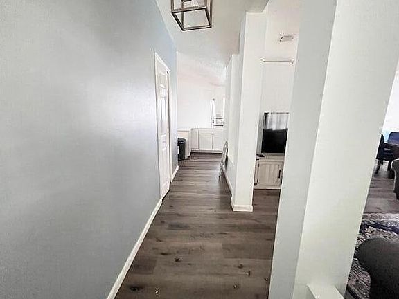 2nd image of 2020 SW Kimberly Avenue