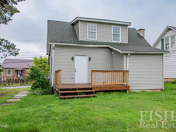 3rd image of 520 Fairmont Ave S