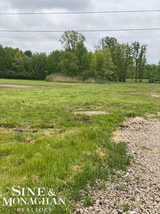3671 Dove Rd, Pt Huron, MI, 48060