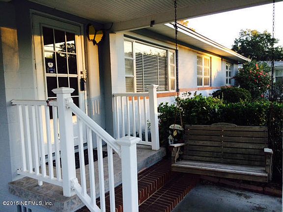 3rd image of 1421 Arlingwood Ave
