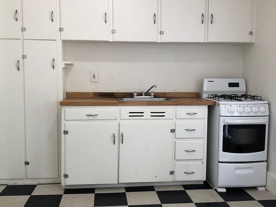 Large eat-in kitchen located off private deck