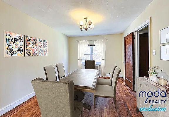 4th image of 3603 Tibbett Ave #A