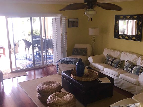 2nd image of 33 Comares Ave Unit 103