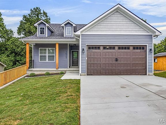 3rd image of 1527 Koch Ln