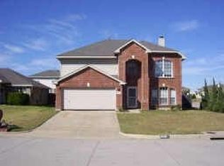 4600 Palm Ridge Dr, Fort Worth, TX 76133