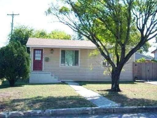 1st image of 802 LA MANDA BLVD