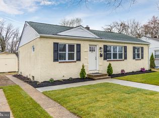 806 Crozier Ave, National Park, NJ 08063