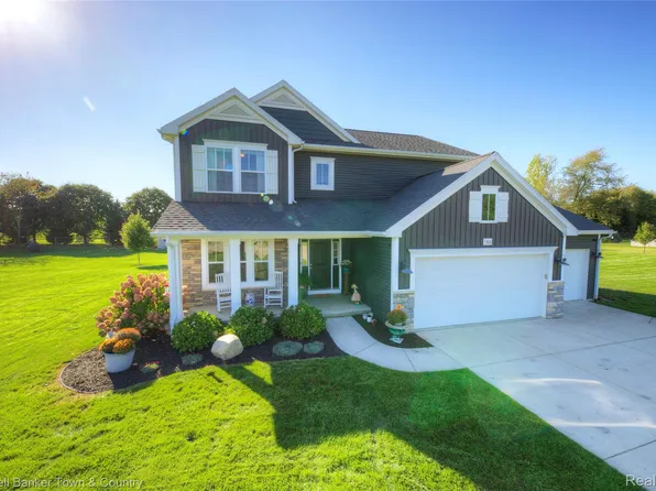 5803 Brilliant Cir, Howell, MI 48855