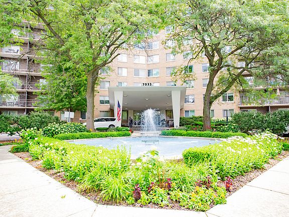 2nd image of 7033 N Kedzie Ave APT 303