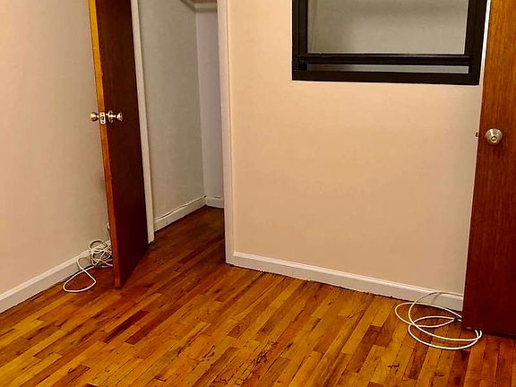 4th image of 471 Columbus Ave #2F