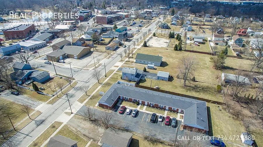 Building Photo - 207 Van Nest St #1