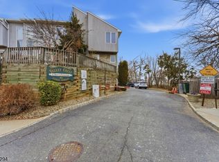 6 Essex St. #G 39, Belleville Twp., NJ 07109