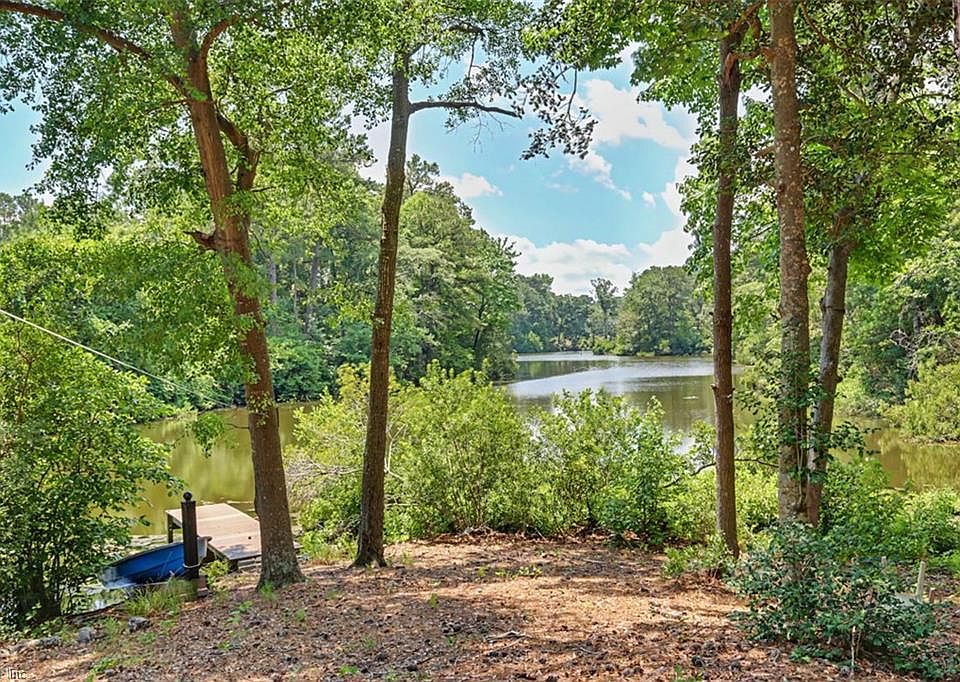1st image of 15432 Rollingwood Dr