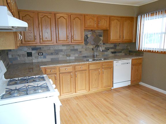 Spacious kitchen