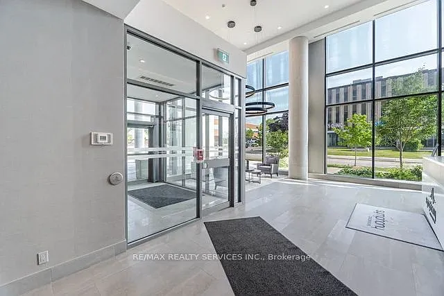 2 bed, $2,500 — Photo 4