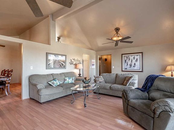 3rd image of 3915 Ironton Dr