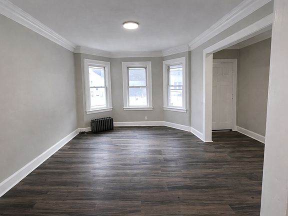 5th image of 47 Lindsley Ave #1