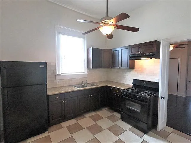 2622 Saint Ann St — Photo 11