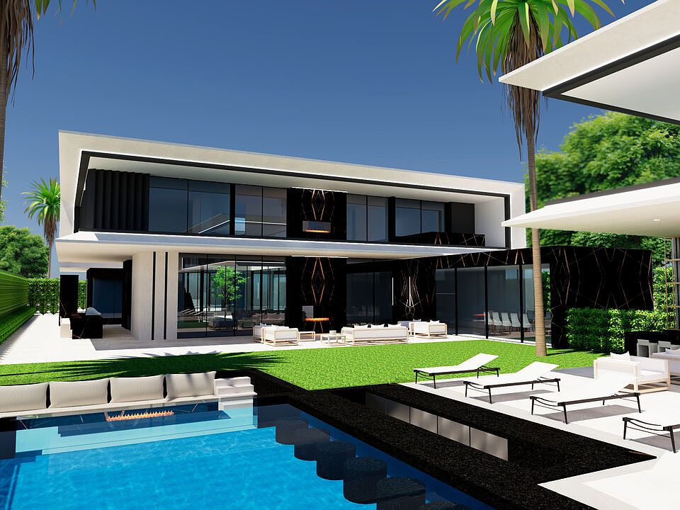 1st image of 602 N Beverly Dr